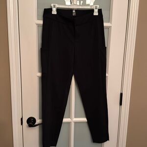 Gaian Black Capri Pants